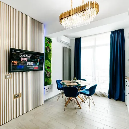 Rt Luxury Sea Breeze Alezzi &