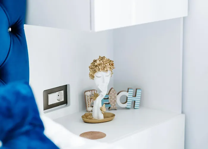 Appartement Rt Luxury Sea Breeze Alezzi & *