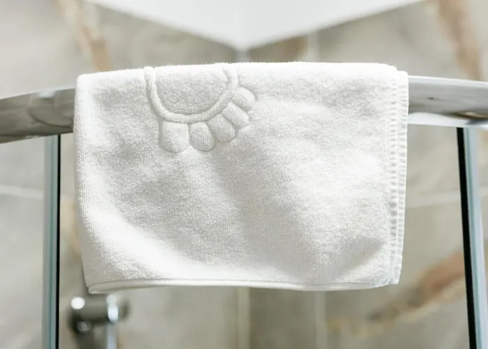 Rt Luxury Sea Breeze Alezzi & *