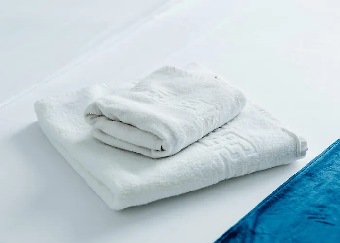 Appartement Rt Luxury Sea Breeze Alezzi & *